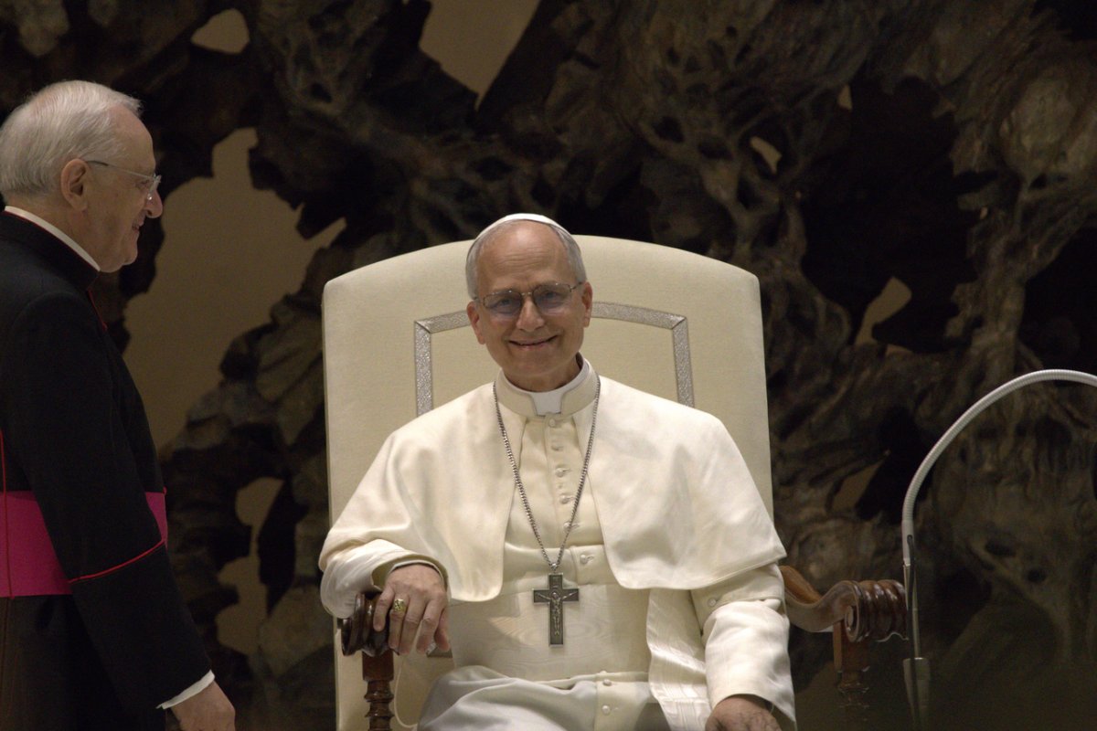 First Papal Visit to Spain in 15 Years: Leo XIV Arrives to Bless a Divided Country