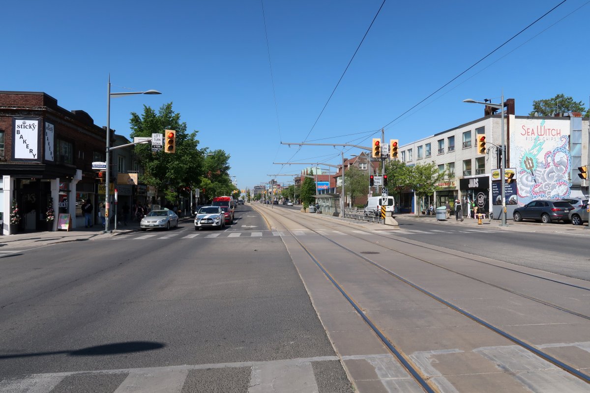 Shooting at festival in Toronto: two dead, six wounded. Police say it was not a random shooter