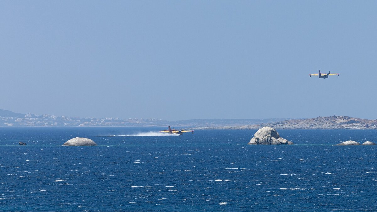 Holiday in Greece: alert status in Athens and Lesbos, meltemi winds up to force 8 and dispute over Zakynthos numbers