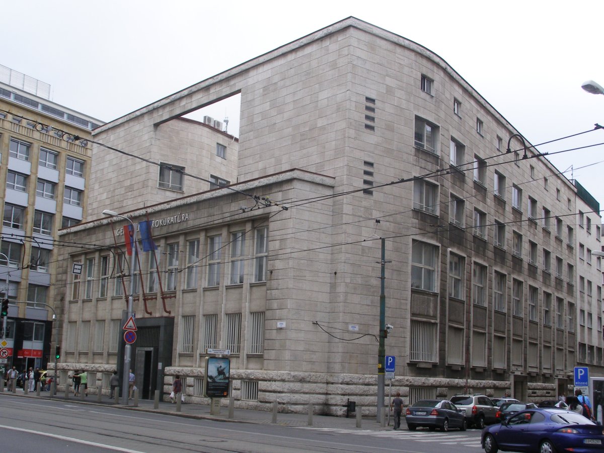 O čom píše Slovensko: Generálna prokuratúra uzavrela kauzu MiG-ov, Fico zvolal tlačovku proti Žilinkovi. Koalícia ráta poslancov nanovo