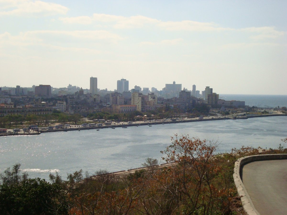 US ramped up military threat against Cuba. Al Jazeera and the Guardian recall Venezuela and the UN warning