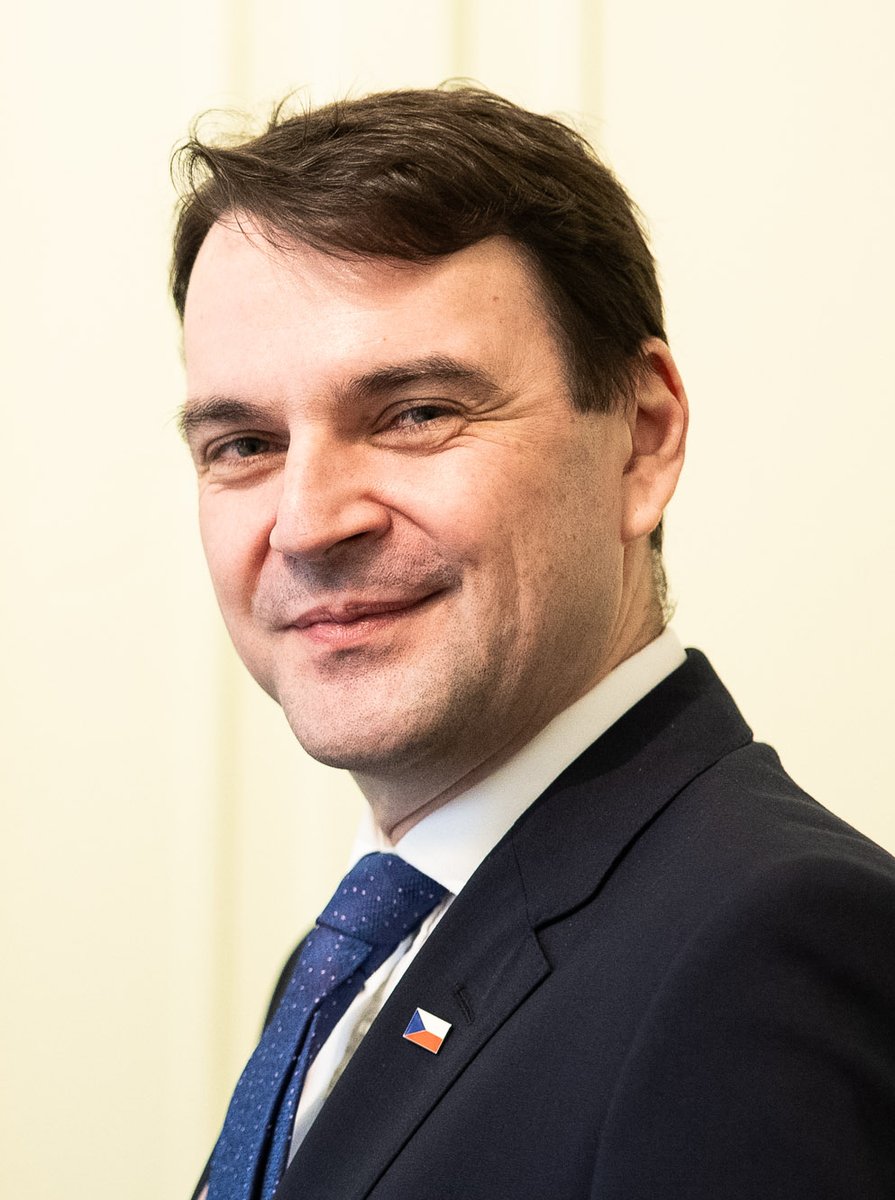 Policie prověří Macinkovu schůzku s falešným Pauknerem