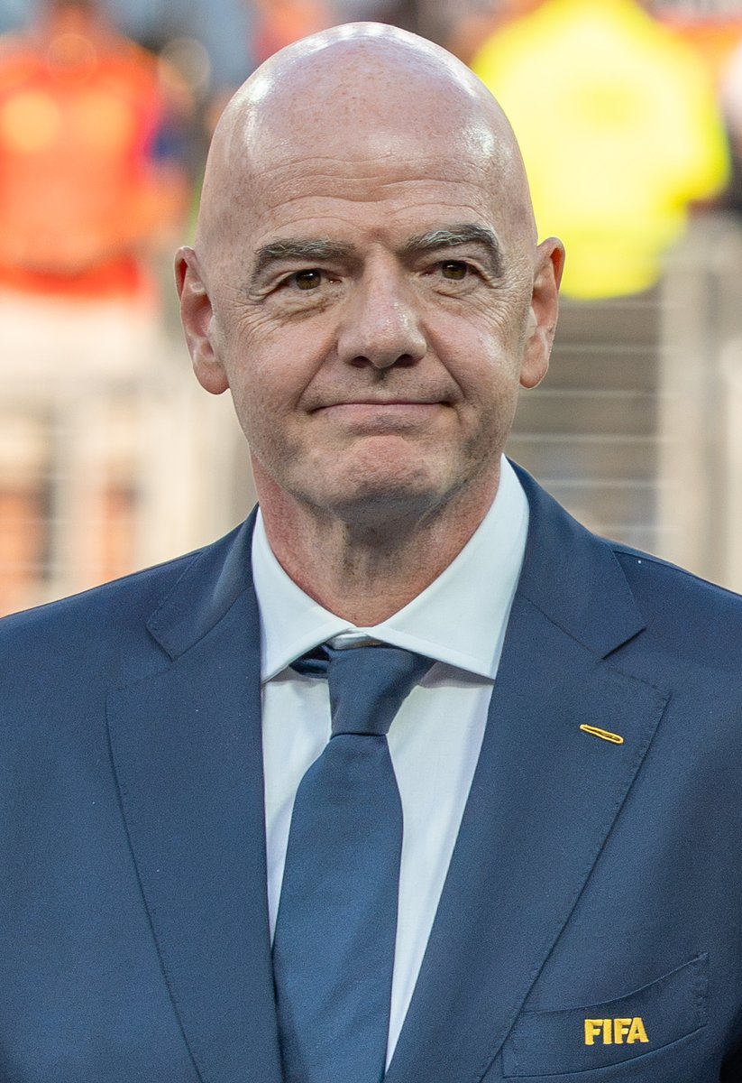 Infantino napriek tlaku potvrdil kandidatúru na šéfa FIFA