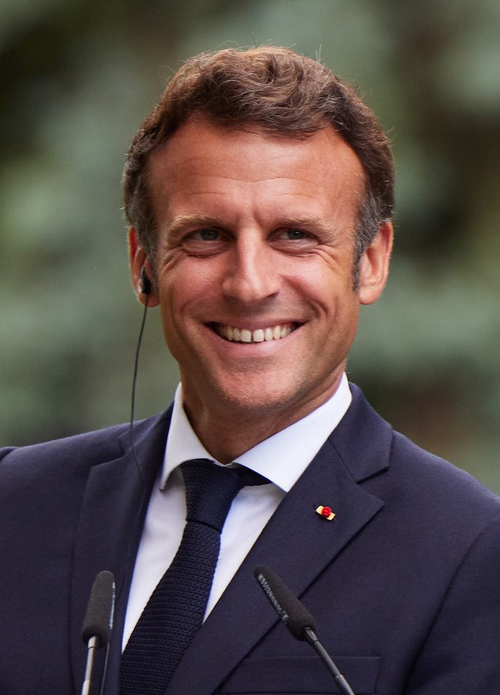 Macron v Paríži vyzval na spoločné riadenie vesmíru