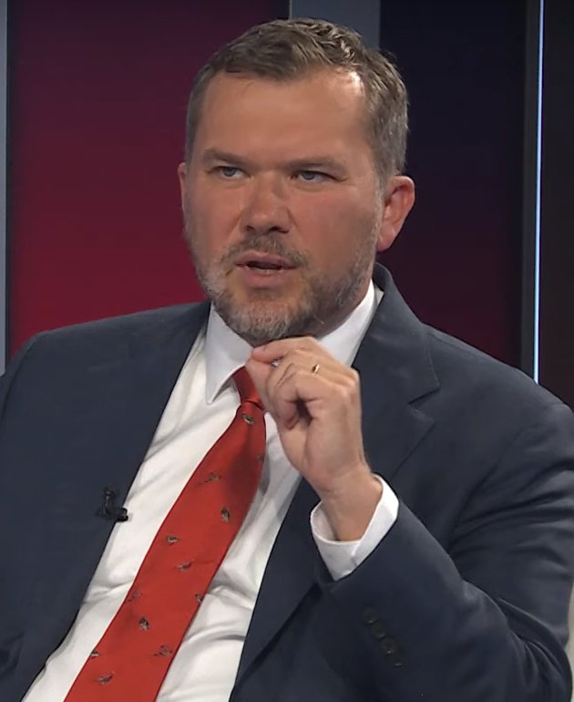 Pellegrini bude riešiť Tarabovo odvolanie, Fico môže prevziať rezort