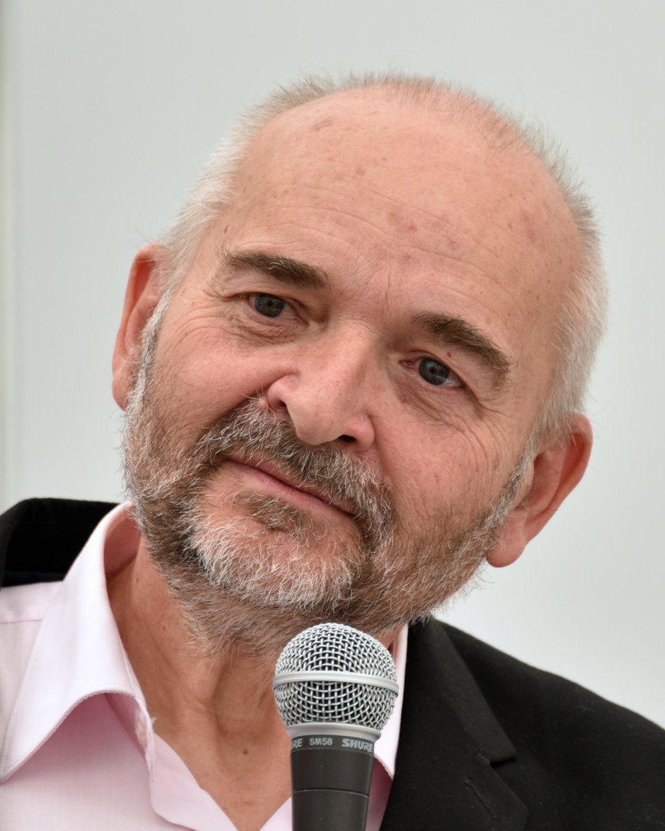 Národní divadlo se rozloučilo s hercem Jiřím Štěpničkou