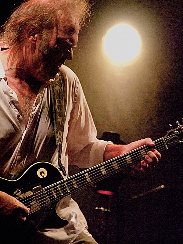 Neil Young žaluje Trumpa za neoprávnené používanie piesne